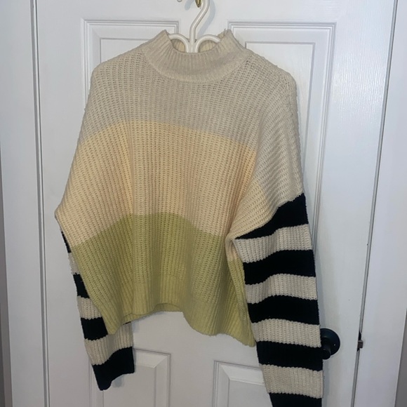 William Rast mock neck pull over size XXL - fits more like a L - Picture 1 of 5